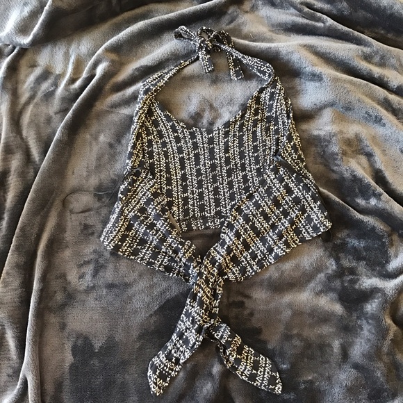 Ecoté Patterned Halter Top with Gold Coins - Picture 4 of 6